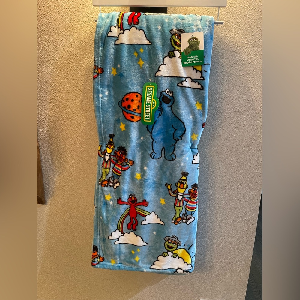 Sesame Street oversize plush throw - incredibly soft!  Brand new 60”x70”
